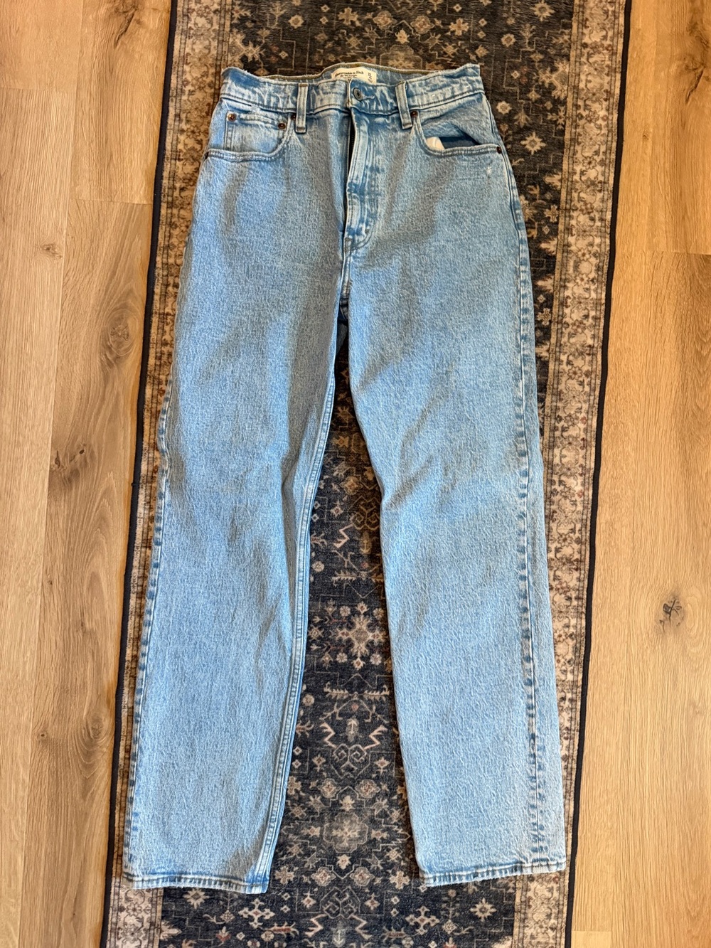 Abercrombie 90s Relaxed Jean